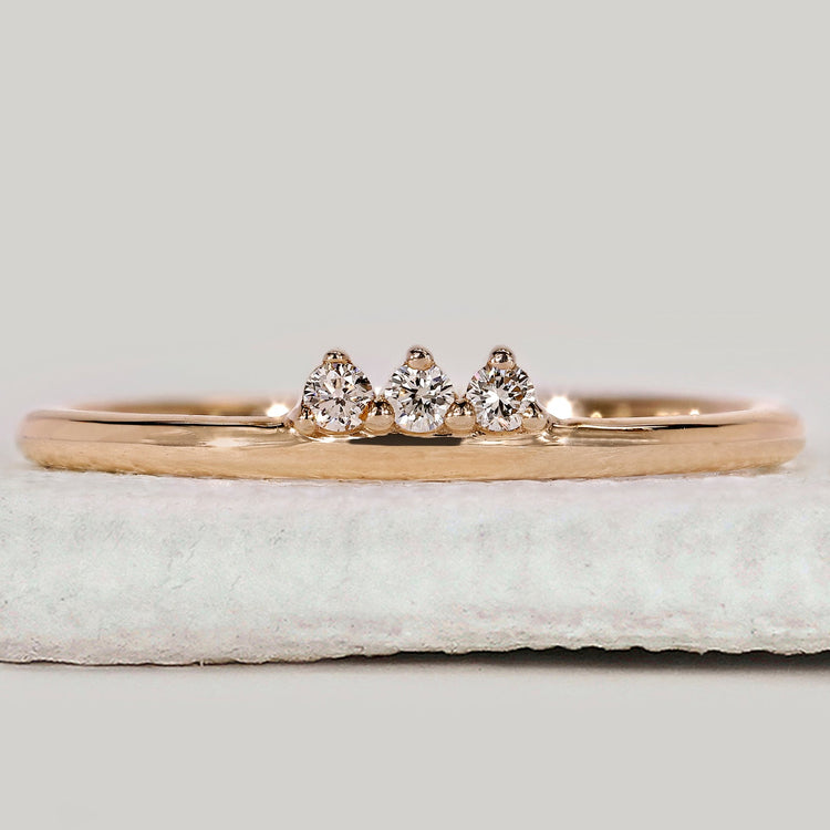 Yellow Gold Round Diamond 3 Stone Wedding Band