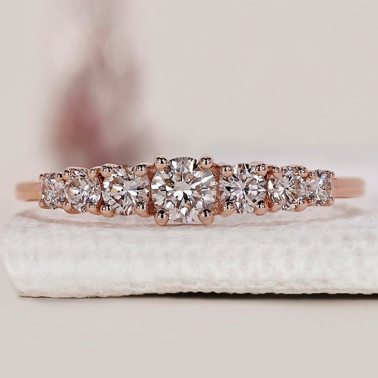 Round Diamond Wedding Band In Rose Gold