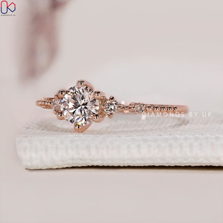 Milgrain band ring for a classic vintage touch.
