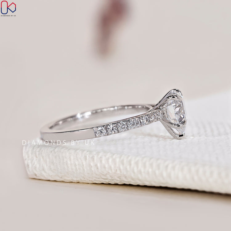 Customise Ring for a unique and personal touch.
