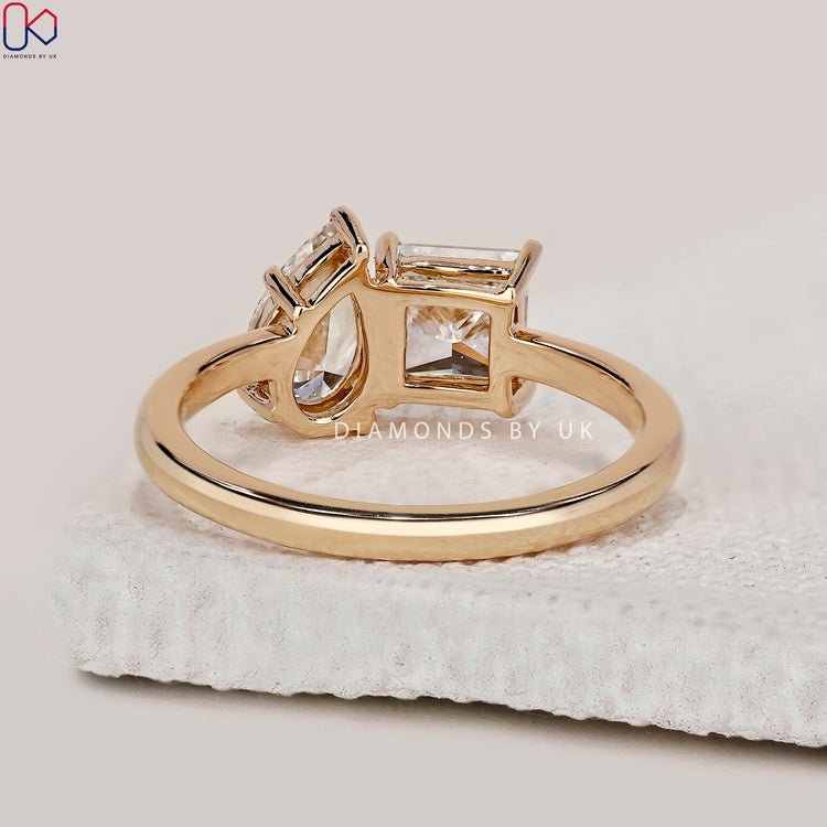 Diamond engagement ring with a bold and unique arrangement.
