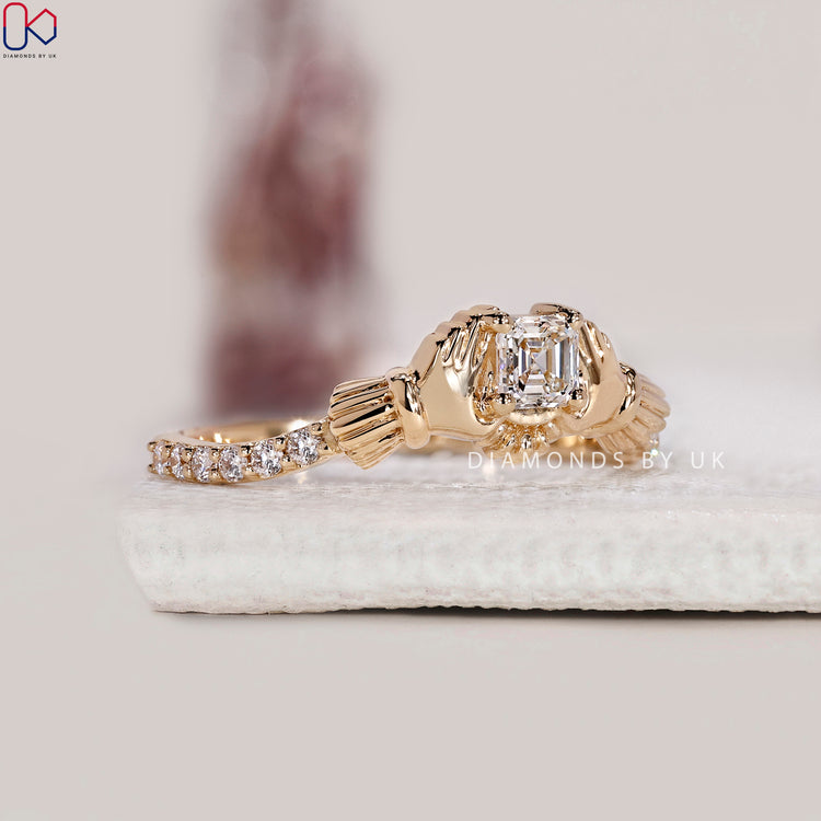 Yellow gold Claddagh ring with lab diamond
