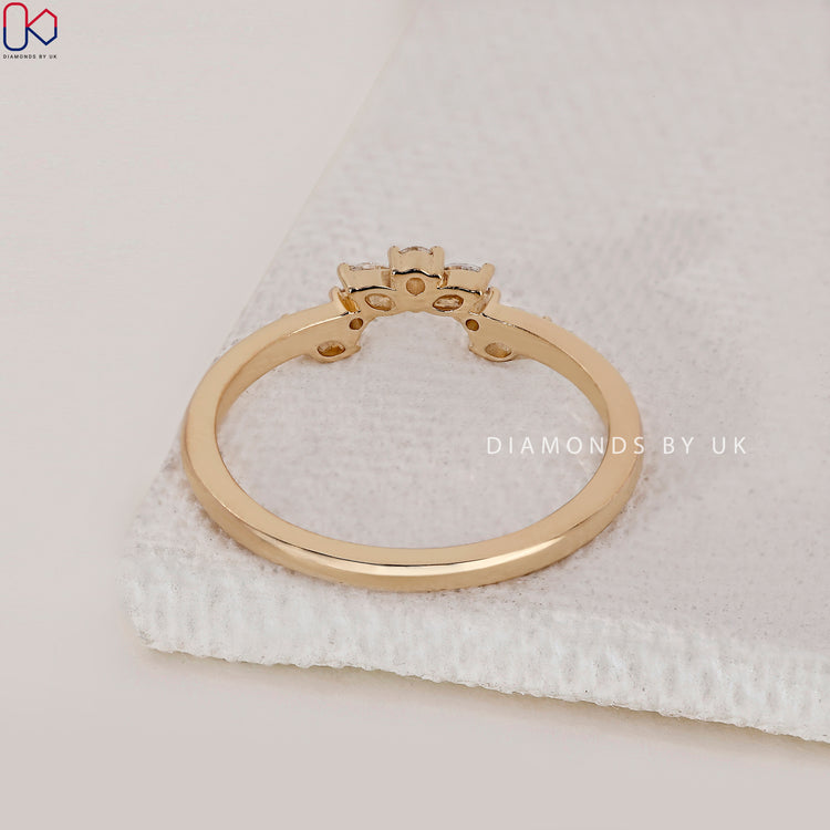Buy wedding band for a perfect symbol of love.

