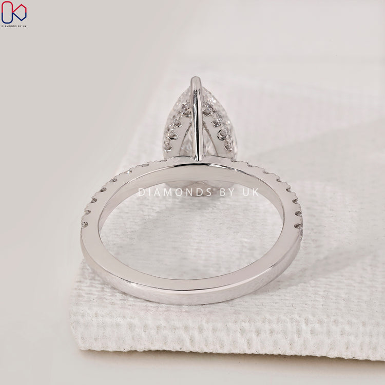 Handmade jewellery crafted with attention to detail.
