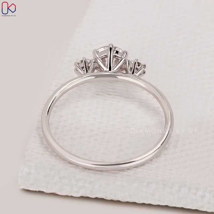 Custom diamond ring handcrafted in white gold.
