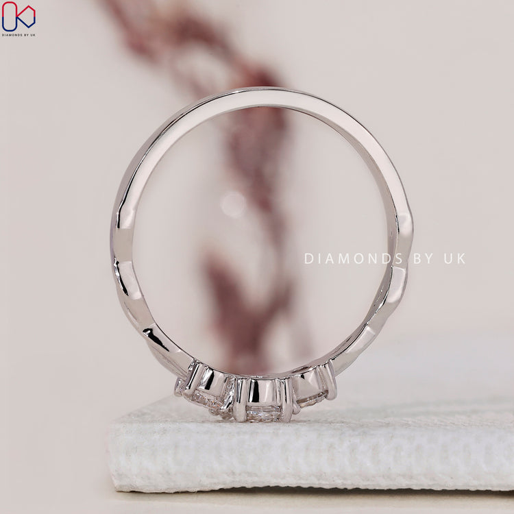 IGI certified diamond ring for quality assurance.
