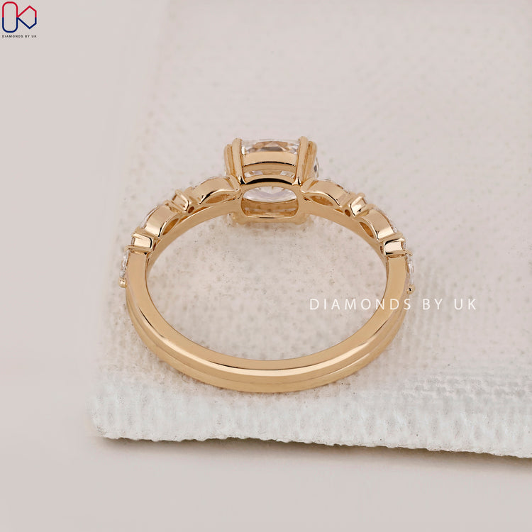 Buy bridal set online with cushion cut or marquise diamonds.
