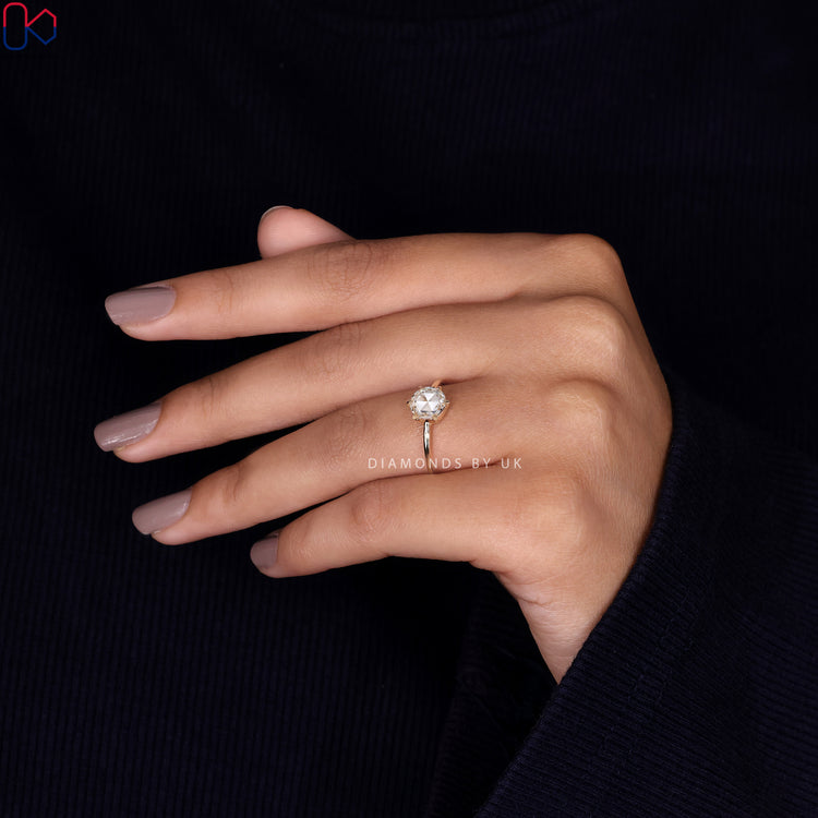 Engagement Ring UK designed for a perfect proposal moment.