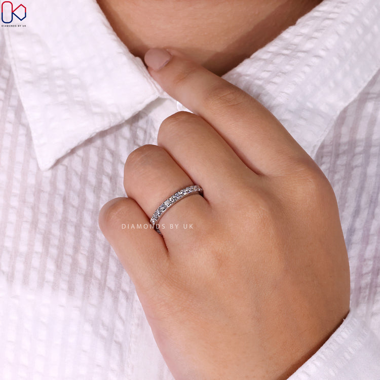 Handmade Jewelry featuring exquisite diamonds and precision craftsmanship.
