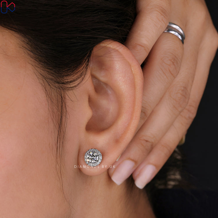 Beautiful handmade jewellery designed for effortless sophistication.
