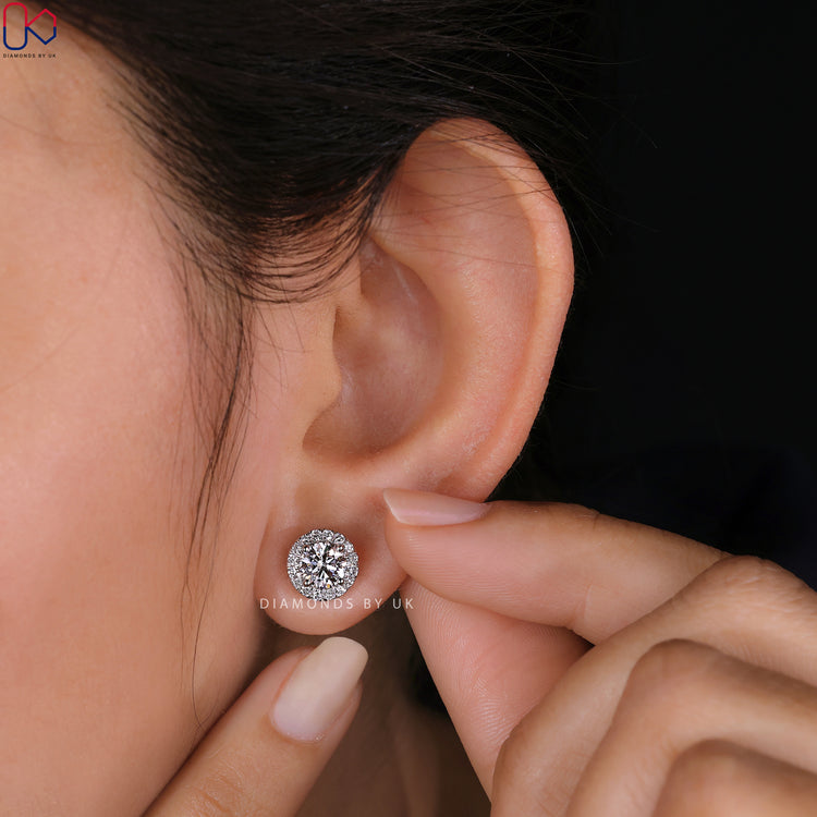 Halo earrings that capture the essence of elegance and grace.
