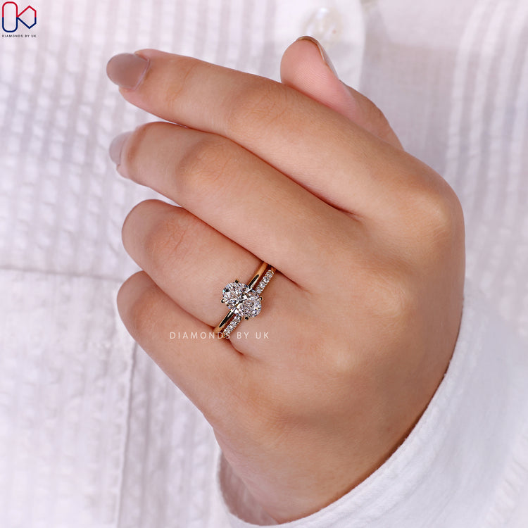 IGI certified handmade bridal set for lasting beauty.
