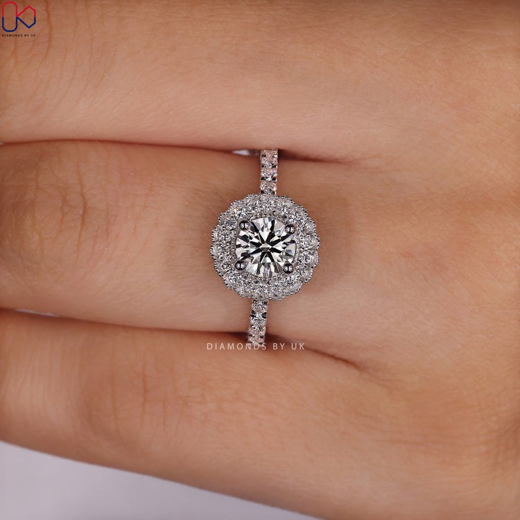 Diamondsbyuk Engagement Ring with IGI Certified Diamonds.
