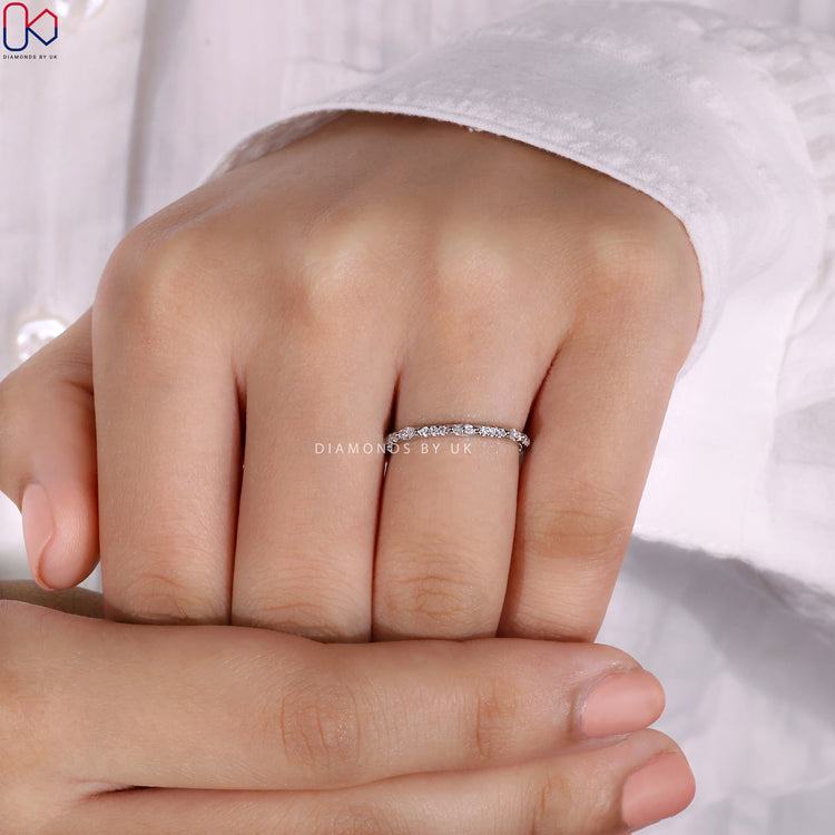 Diamondsbyuk band with elegant craftsmanship and timeless appeal.
