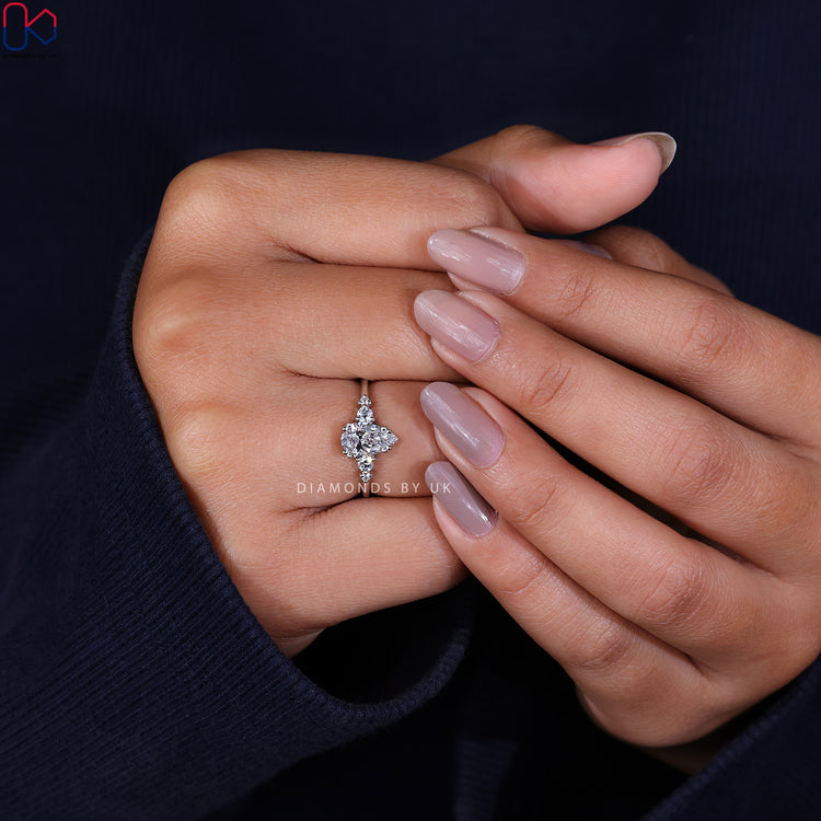 Round Cut Diamond set in a high-quality white gold band for a refined look.
