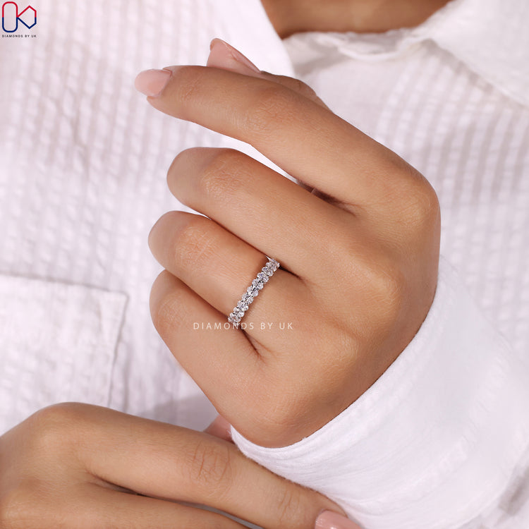 Buy wedding band with high-quality craftsmanship and timeless appeal.
