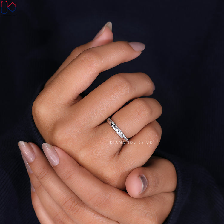 Unique handmade jewellery showcasing impeccable craftsmanship.
