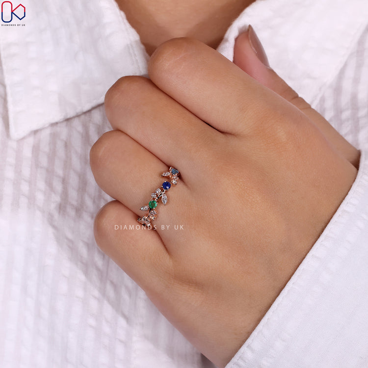 Diamondsbyuk band showcasing timeless elegance and superior craftsmanship.