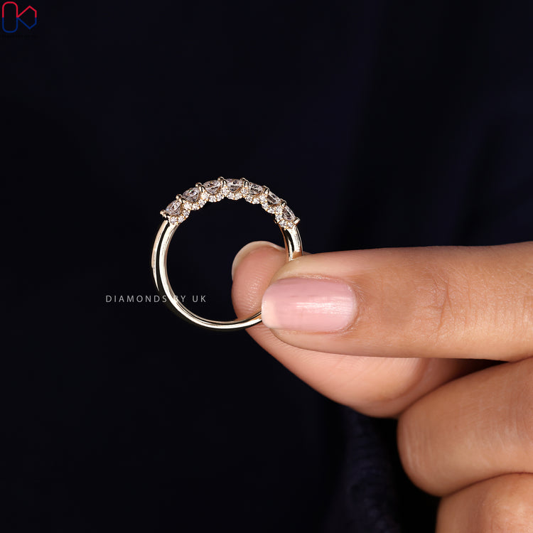 Beautiful handmade jewellery featuring intricate designs and superior quality.
