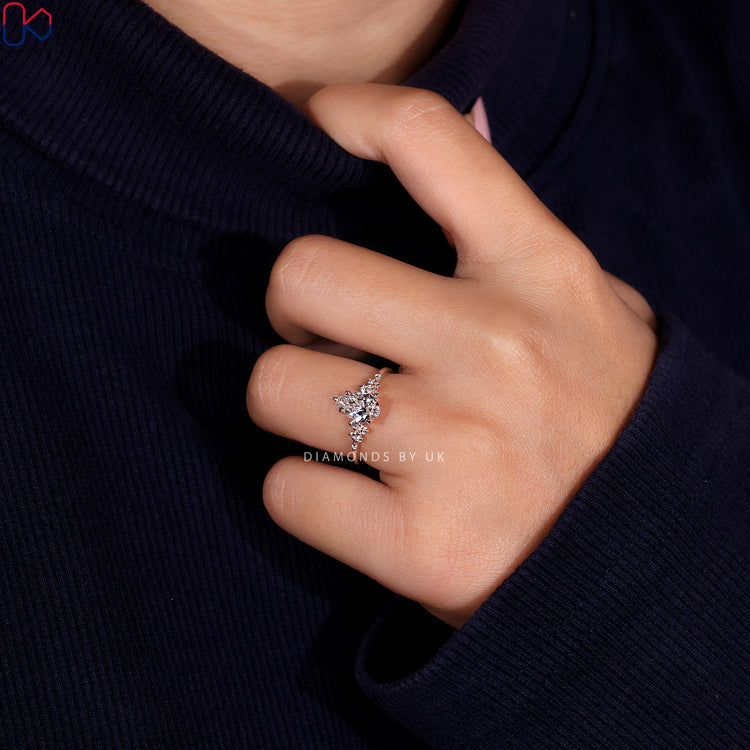 Muse Setting Ring showcasing modern elegance.
