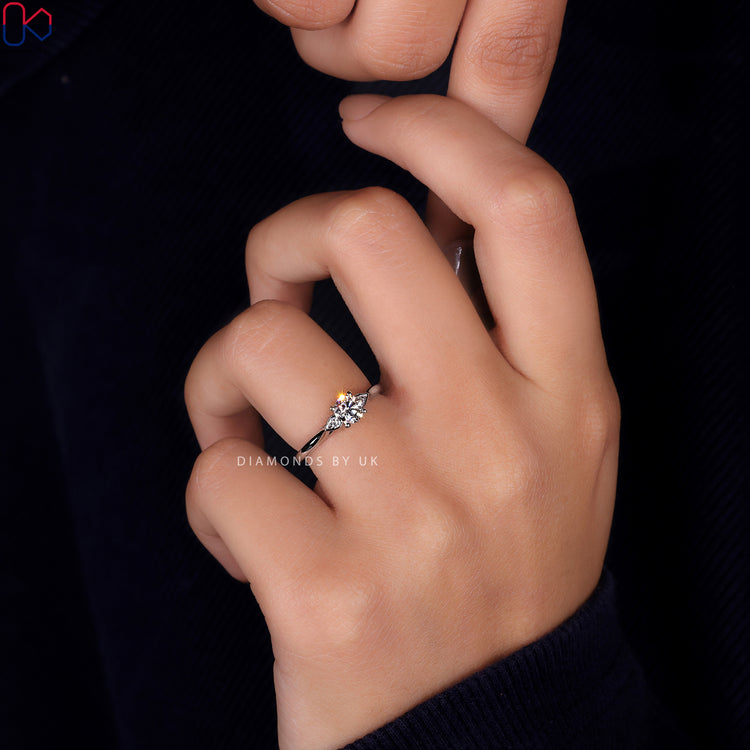 Prong Setting Ring with exquisite diamond detailing.
