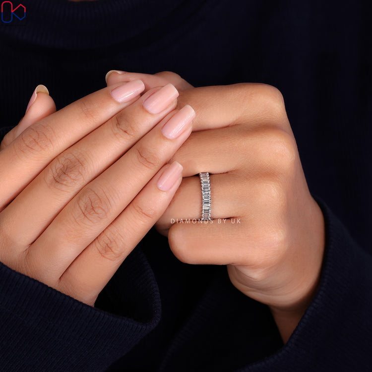 Handmade Band​ designed with care and attention for a unique personal touch.