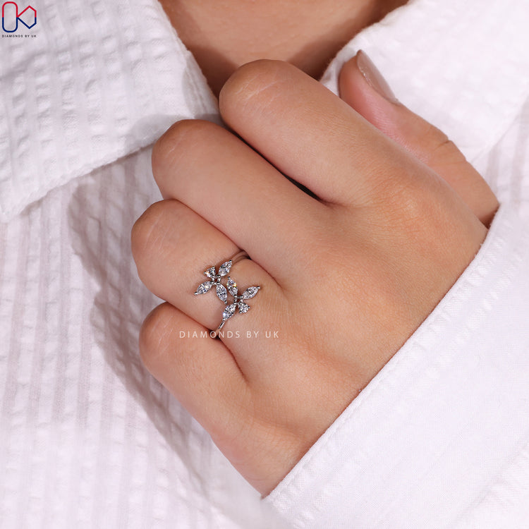Engagement Ring UK Featuring Handmade Jewellery.
