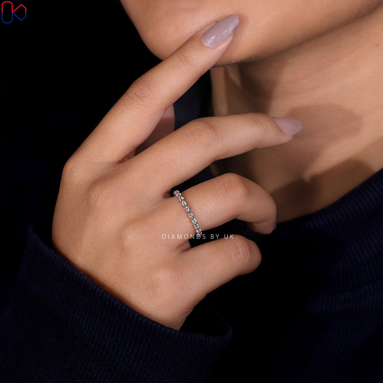 IGI certified diamond band with unmatched quality and sparkle.
