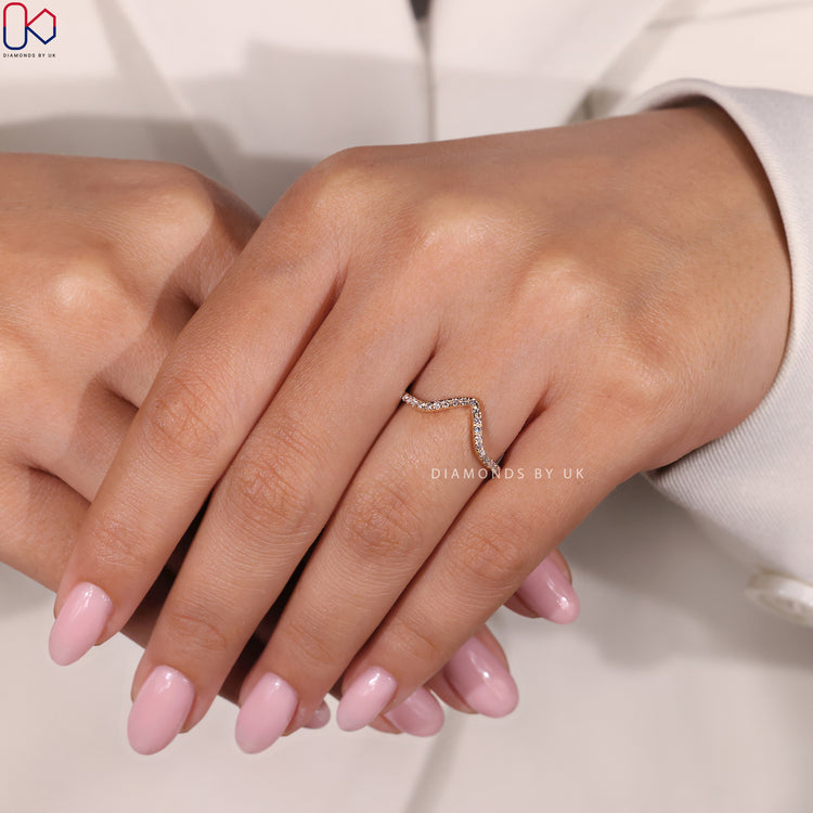 Buy wedding band with high-quality craftsmanship.
