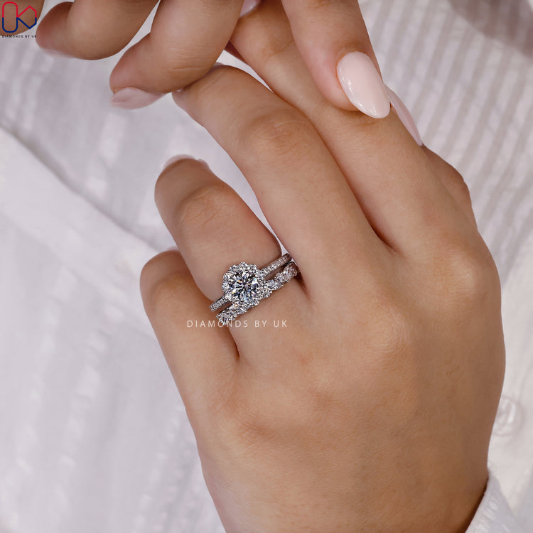 Bridal set ring crafted with lab grown diamond and an intricate pave round cut diamond band.
