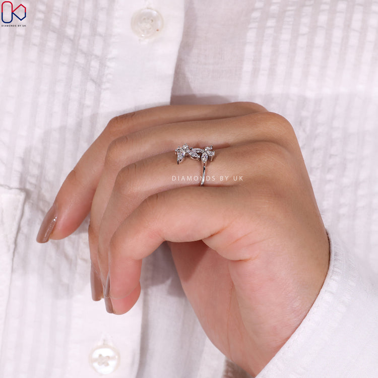 Prong Setting Ring with Lab Grown Diamond.
