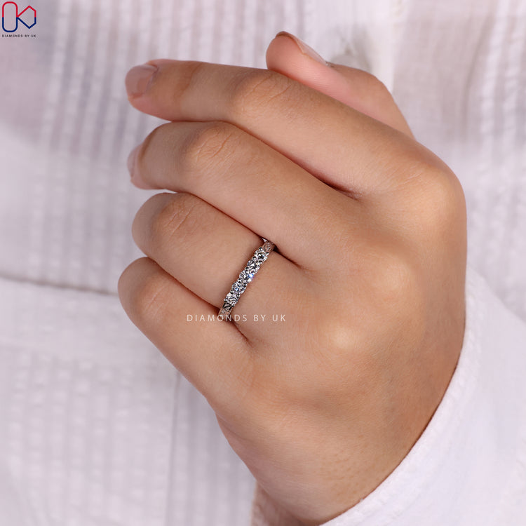 Vintage wedding band with exquisite details for a timeless and classic look.