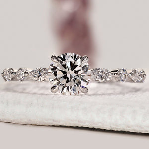 Round Diamond Engagement Ring In White Gold