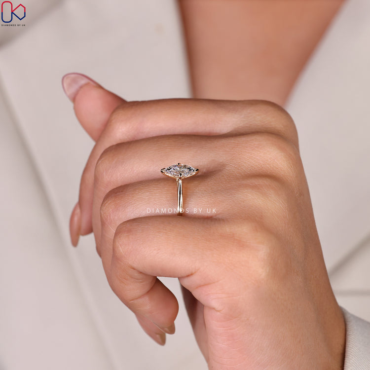 V-Shaped Prong Setting Solitaire Ring.
