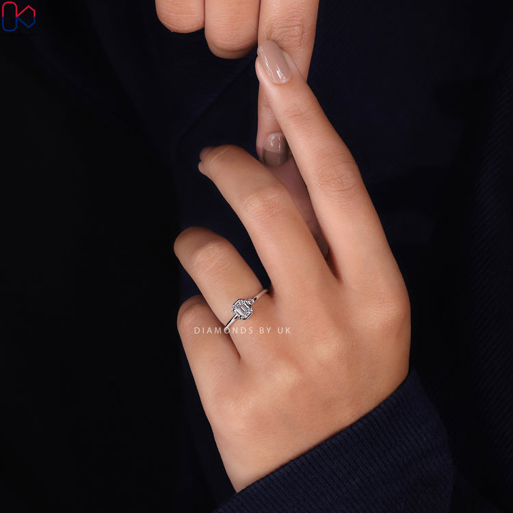 IGI certified 2 stone diamond ring with impeccable quality and brilliance.