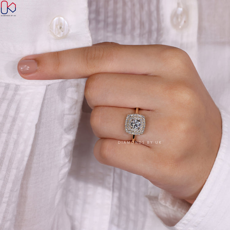 IGI Certified diamond for guaranteed quality.
