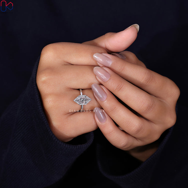 IGI certified Dutch Marquise engagement ring with exceptional quality diamonds.
