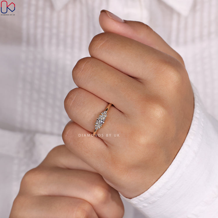 Muse Setting Ring with a stunning round cut diamond.
