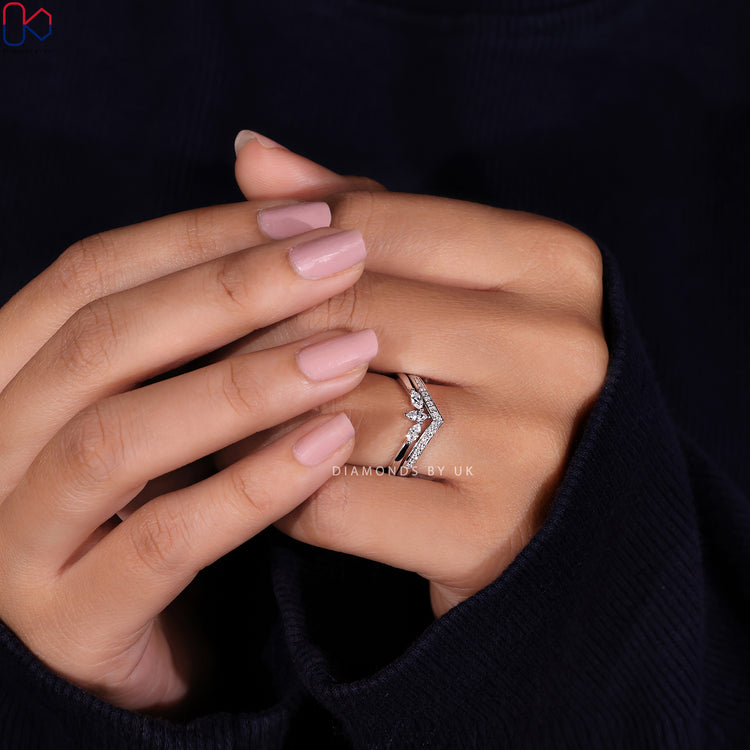 Round diamond wedding band crafted for timeless elegance and style
