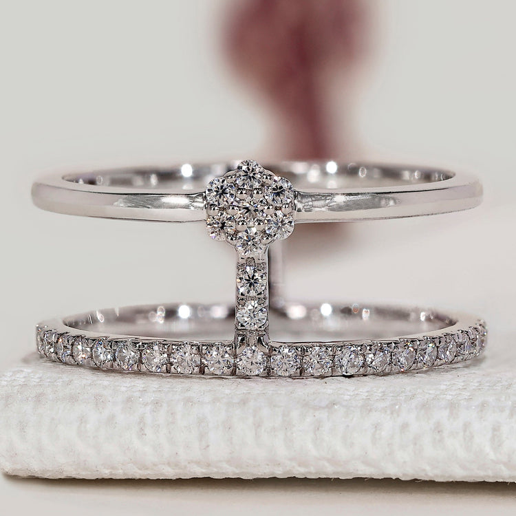Round Diamond Wedding Band with Parallel Band Union Style