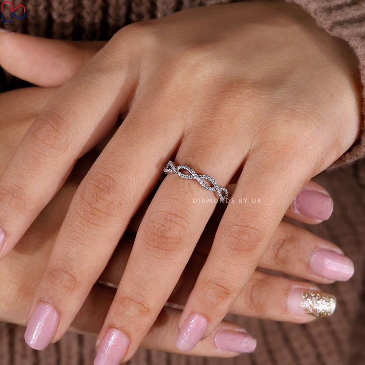 Lab grown diamond set in white gold for a sustainable sparkle.
