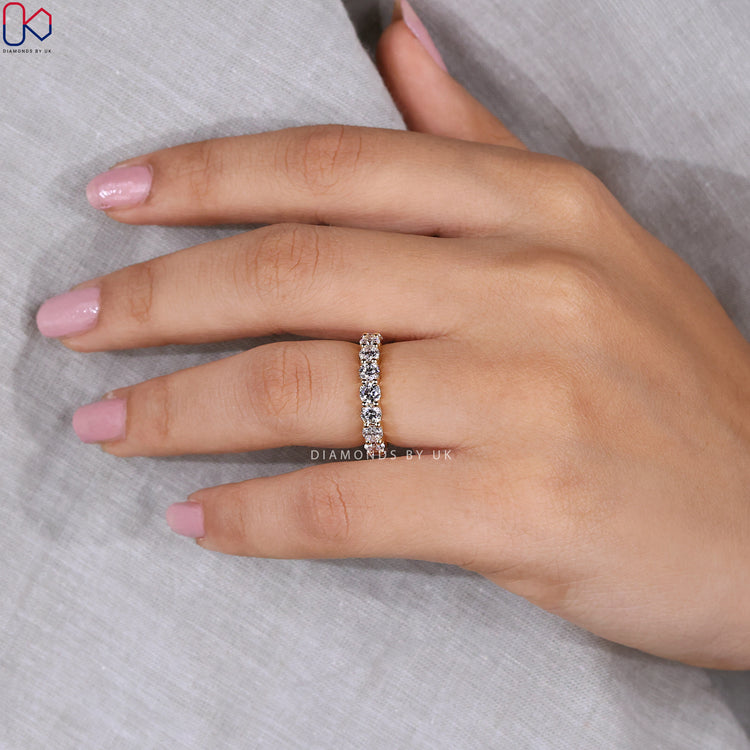 Diamondsbyuk band crafted with premium lab grown diamonds.
