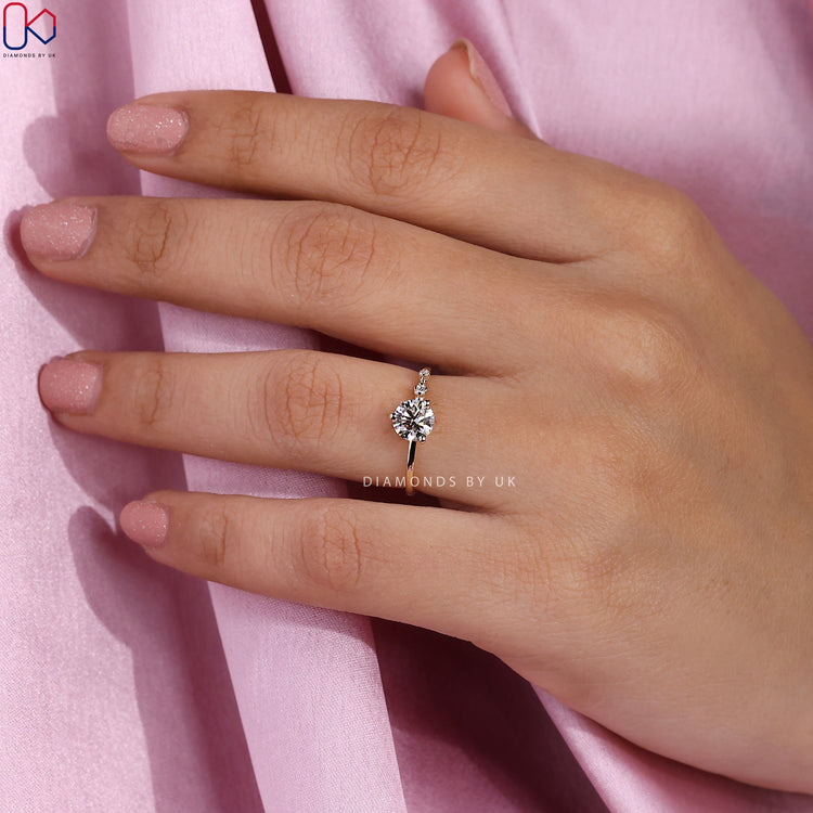 Round Diamond 3 Stone Engagement Ring