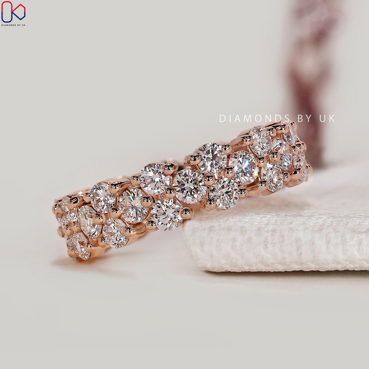 Round diamond band with cluster style.