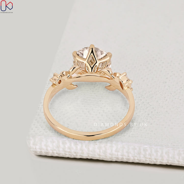 Lab grown diamond ring with cluster setting
