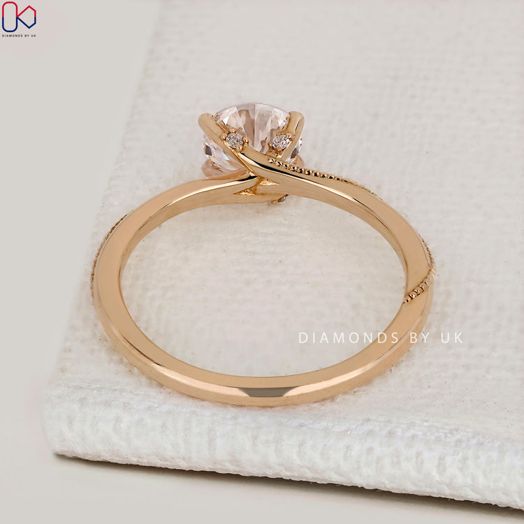 IGI Certified round cut solitaire diamond ring

