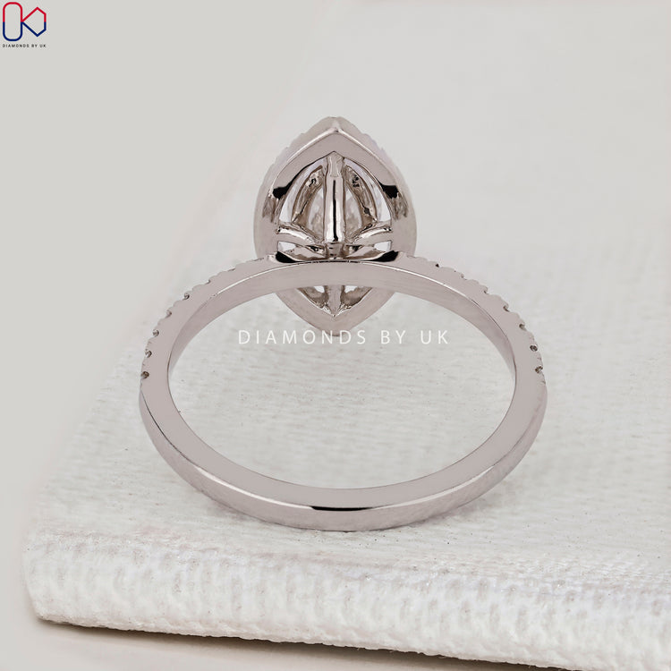 IGI Certified marquise cut diamond ring design.
