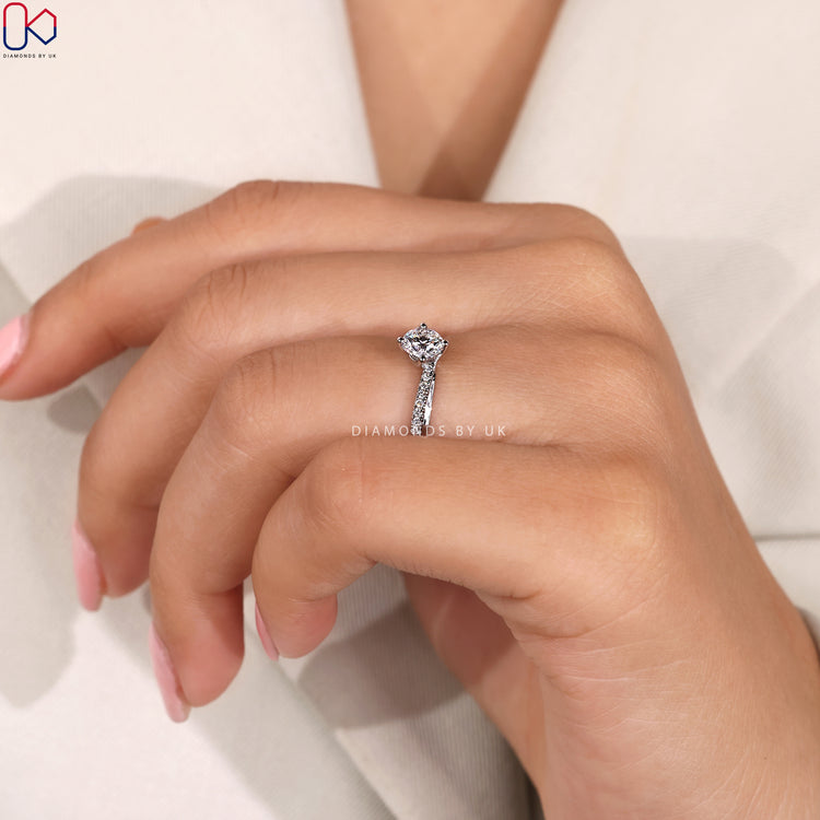 Lab grown round cut ring with pavé style.
