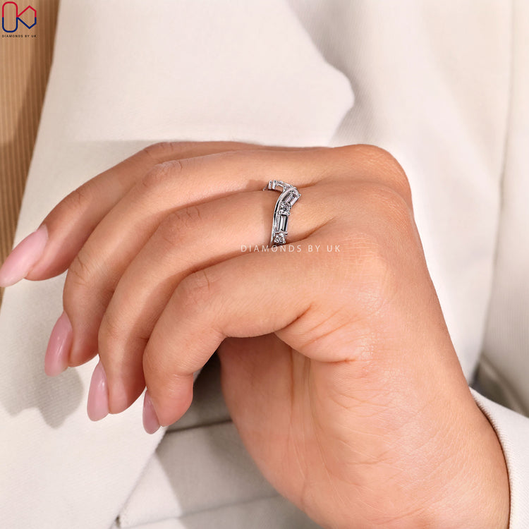 Handmade baguette and round diamond band.