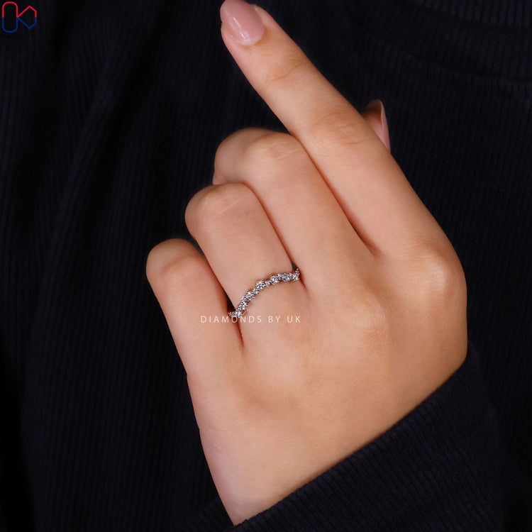 Handmade round cut band by Diamondsbyuk.